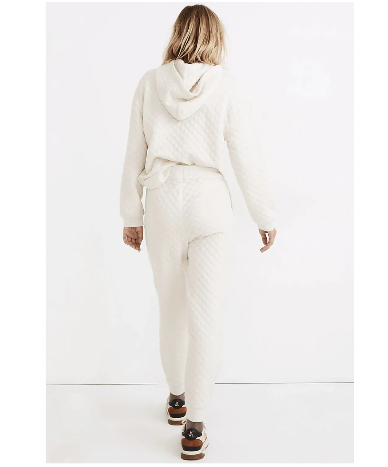 White joggers top and hoodie set